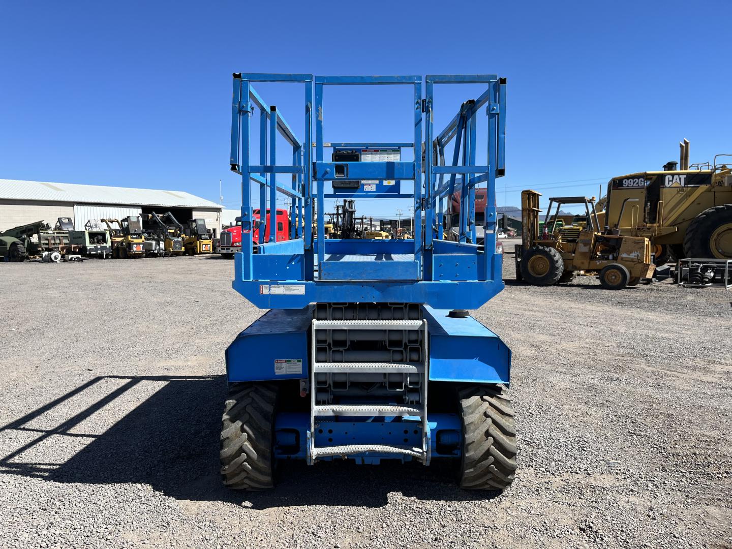 ./imagenes/INVOICE/2019/17079/ASCENSOR TIPO TIJERA GENIE GS-3268RT (4).JPG